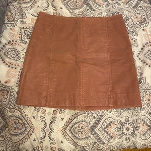 Faux leather pink skirt